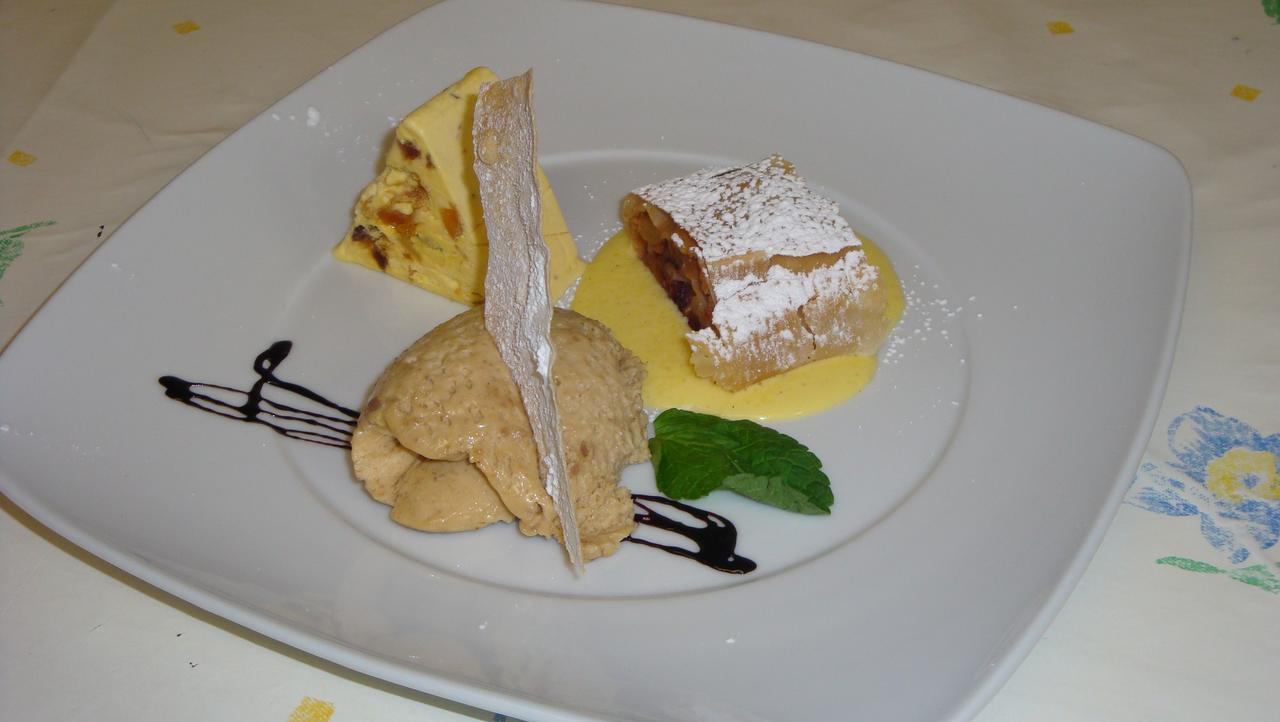 Gasthof Edelweiss ตีเรส ภายนอก รูปภาพ