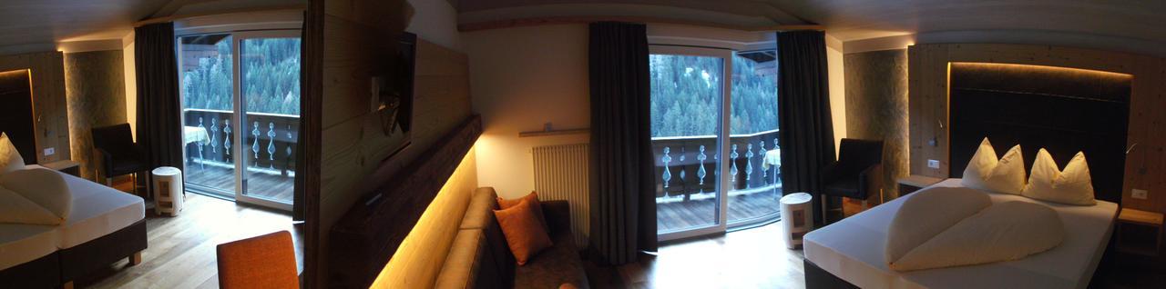 Gasthof Edelweiss ตีเรส ภายนอก รูปภาพ